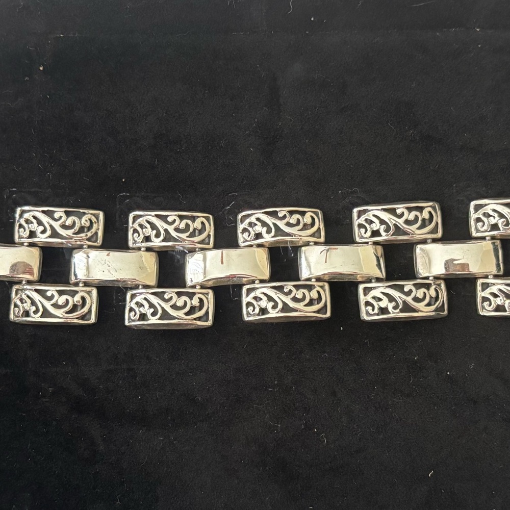 Peruvian Silver Bracelet with Intricate Design